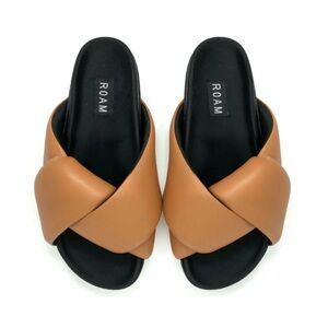 ROAM Foldy Vegan Leather Puffy Sandals